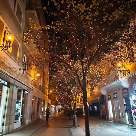 Diana,free Parking Apartamento Pula